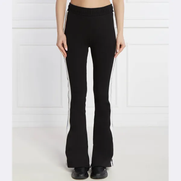 Nelega_B расклешенные спортивные брюки Hugo, черный
Nelega_B расклешенные спортивные брюки Hugo, черный