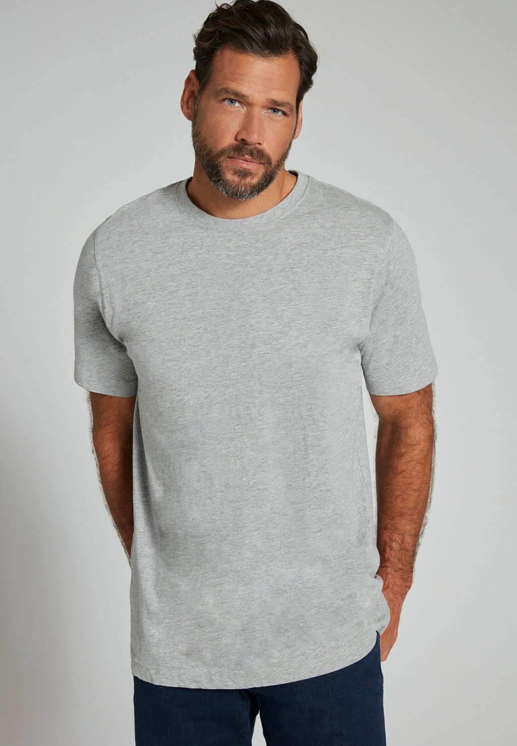 Базовая футболка RUNDHALSAUSSCHNITT REINE JP1880, серый
Базовая футболка RUNDHALSAUSSCHNITT REINE JP1880, серый