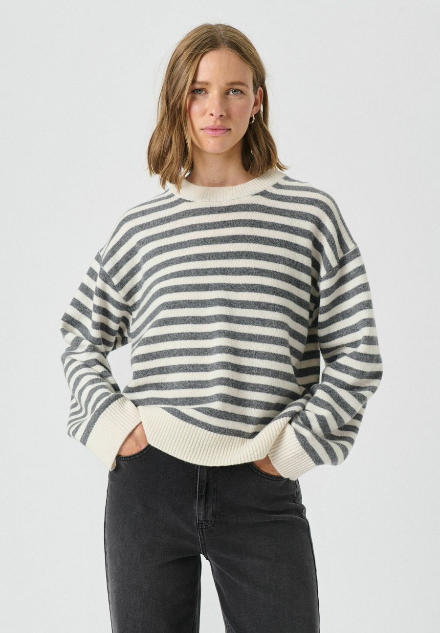 Джемпер Part Two VINASPW PU, Grey Melange Whitecap Stripe/Mottled Grey
Джемпер Part Two VINASPW PU, Grey Melange Whitecap Stripe/Mottled Grey