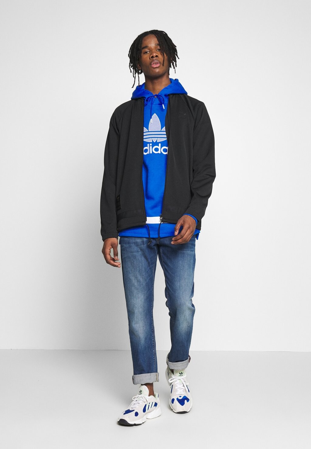 Тренировочная куртка WARMUP adidas, черный
Тренировочная куртка WARMUP adidas, черный