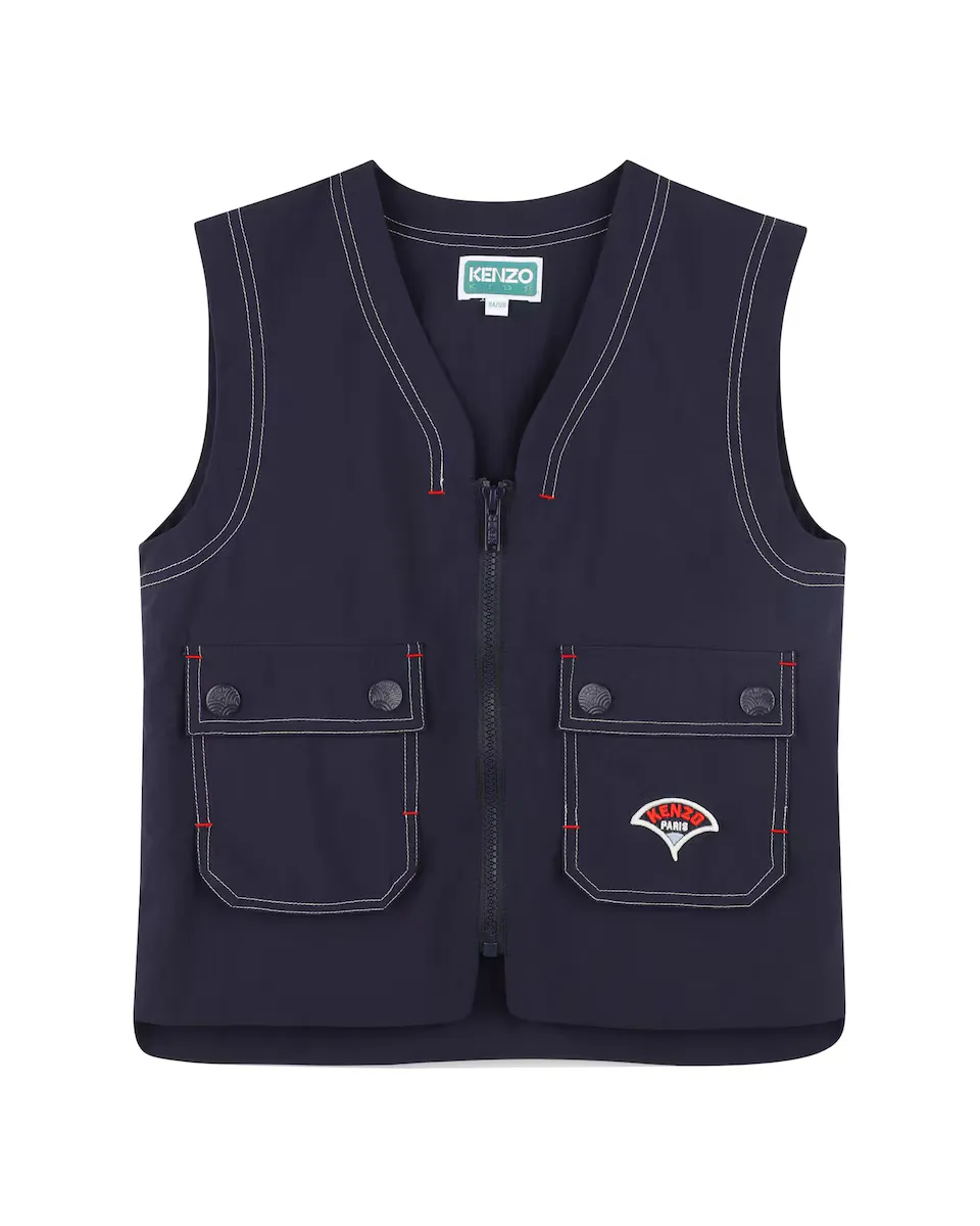 Жилет для мальчика с карманами и застежкой-молнией Kenzo Kids, тёмно-синий 
Жилет для мальчика с карманами и застежкой-молнией Kenzo Kids, тёмно-синий