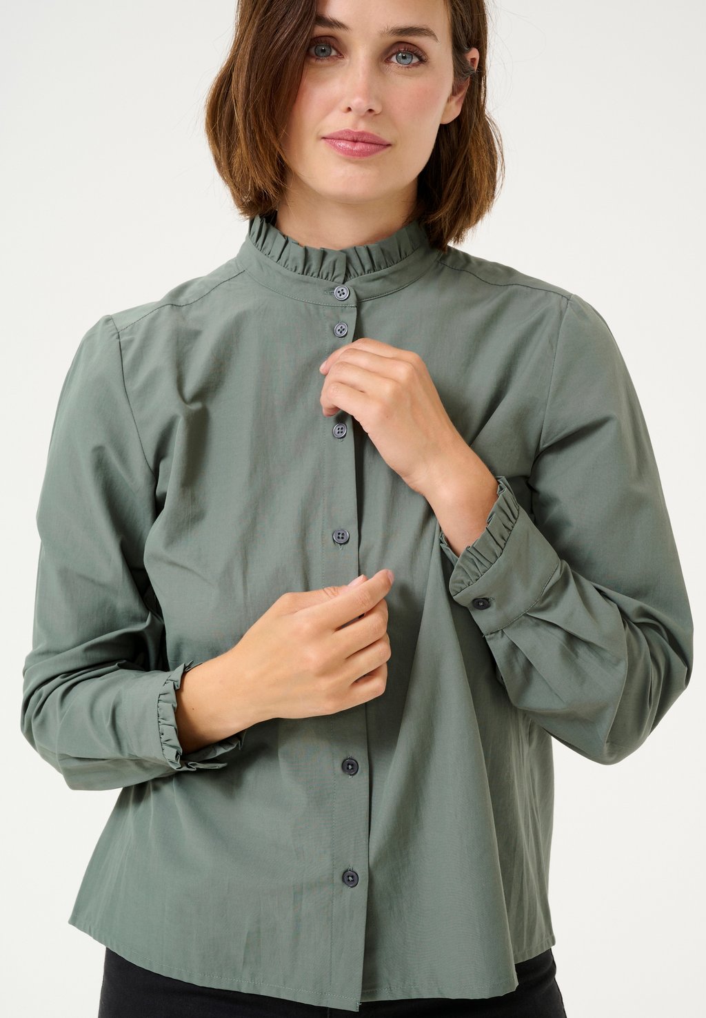 Блузка на пуговицах Kaffe, зеленый
Блузка на пуговицах Kaffe, зеленый