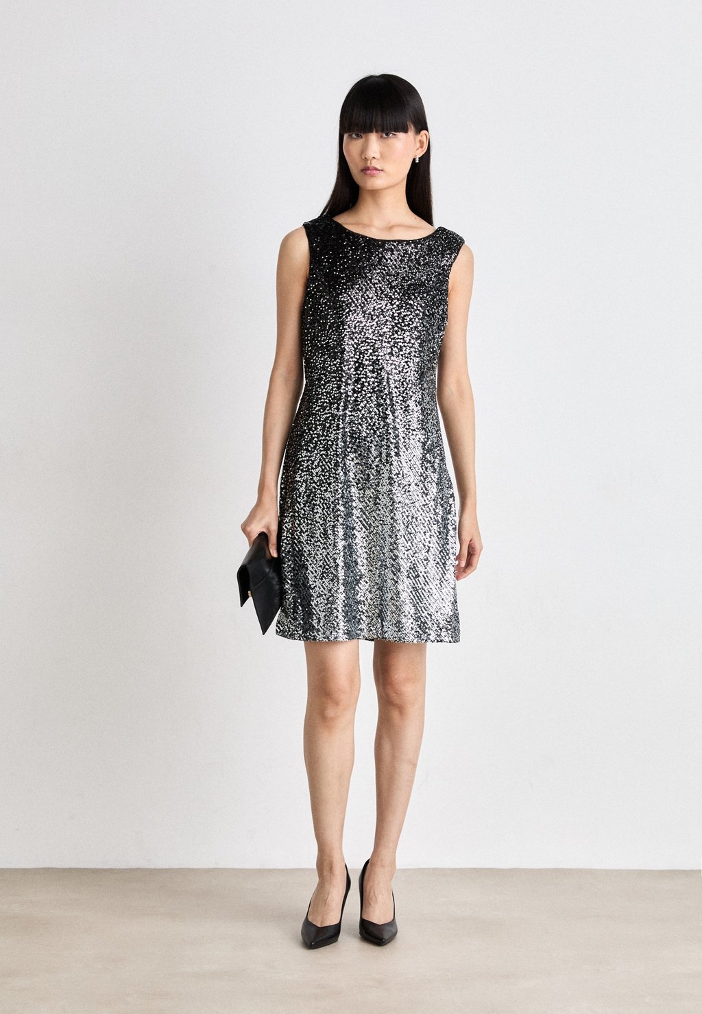 Коктейльное платье / Вечернее платье BACK COWL MINI DKNY, черный
Коктейльное платье / Вечернее платье BACK COWL MINI DKNY, черный