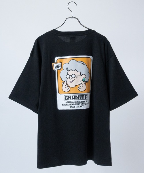 Футболка оверсайз с принтом JOHN'S CLOSET, черная
Футболка оверсайз с принтом JOHN'S CLOSET, черная