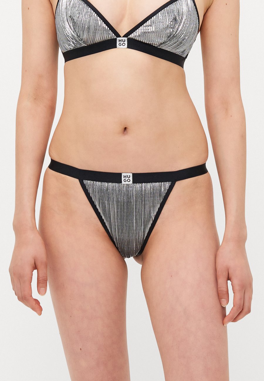 Трусы HUGO PLISSE, Silver-Coloured
Трусы HUGO PLISSE, Silver-Coloured