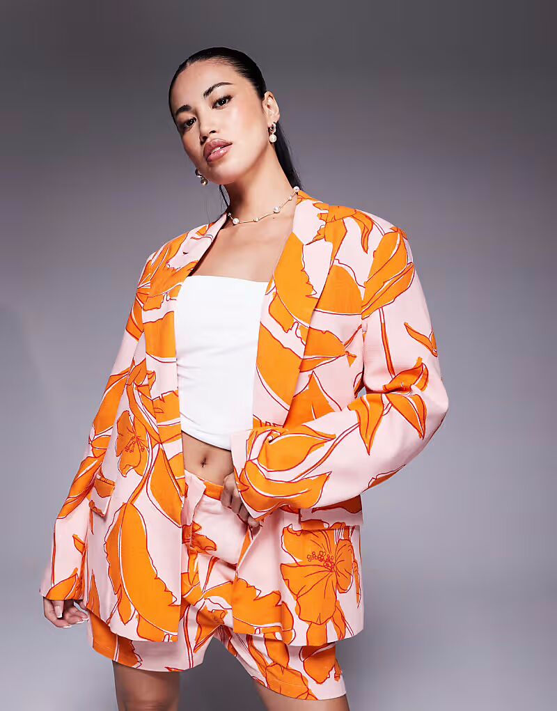 Свободный блейзер ASOS DESIGN из льна с пальмовым принтом
Свободный блейзер ASOS DESIGN из льна с пальмовым принтом