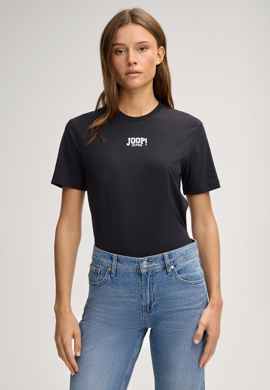 Футболка JOOP! Jeans TYLER, Schwarz/Black, Черный, Футболка JOOP! Jeans TYLER, Schwarz/Black
Футболка JOOP! Jeans TYLER, Schwarz/Black, Черный, Футболка JOOP! Jeans TYLER, Schwarz/Black