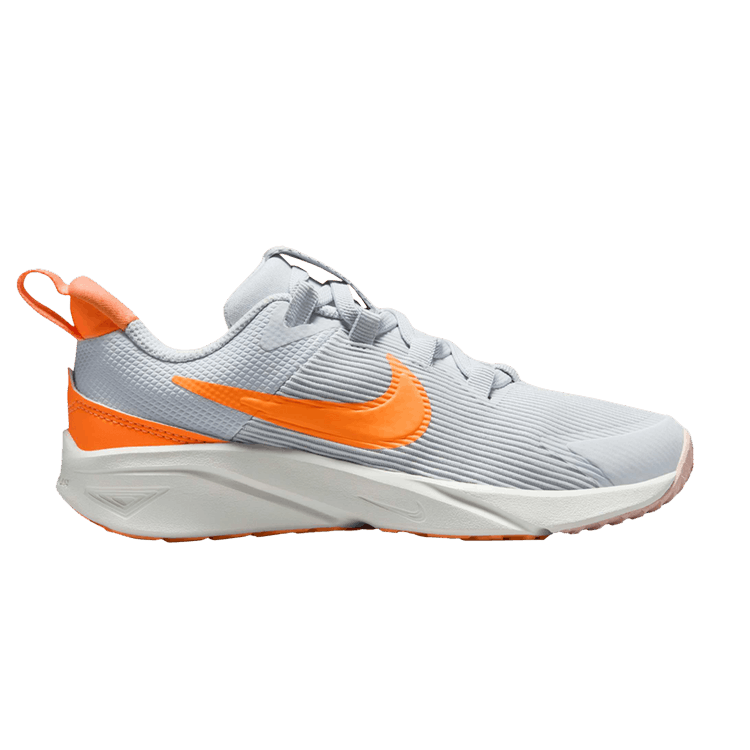 Кроссовки Nike Star Runner 4 PS 'Pure Platinum Peach Cream', серый
Кроссовки Nike Star Runner 4 PS 'Pure Platinum Peach Cream', серый
