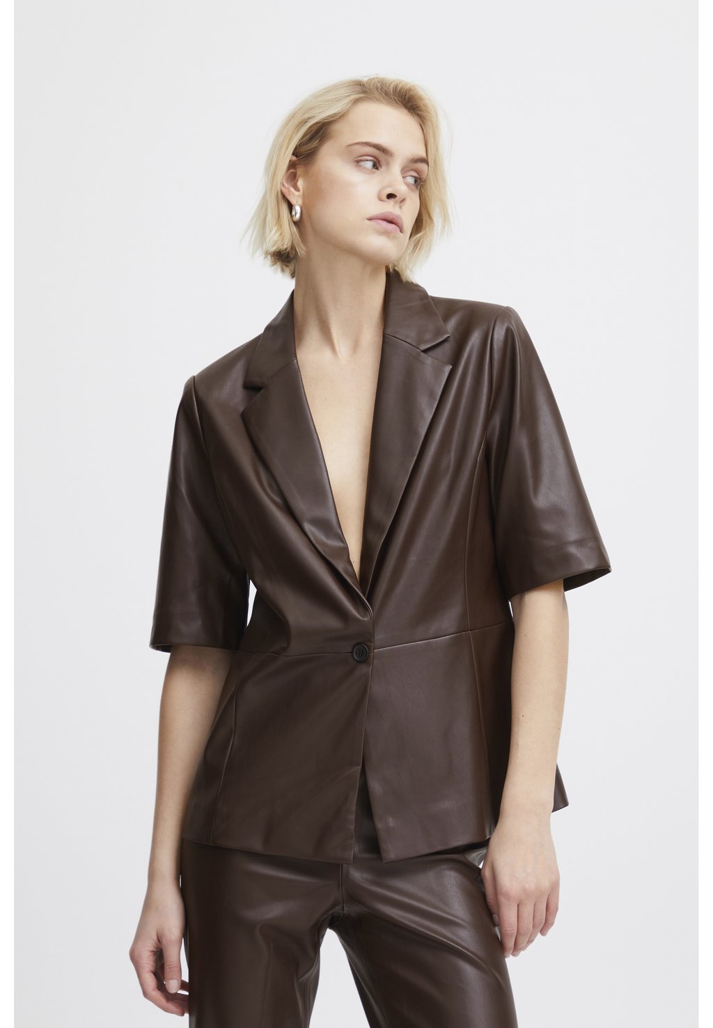 Блейзер IHCAZAVI BL ICHI, коричневый
Блейзер IHCAZAVI BL ICHI, коричневый