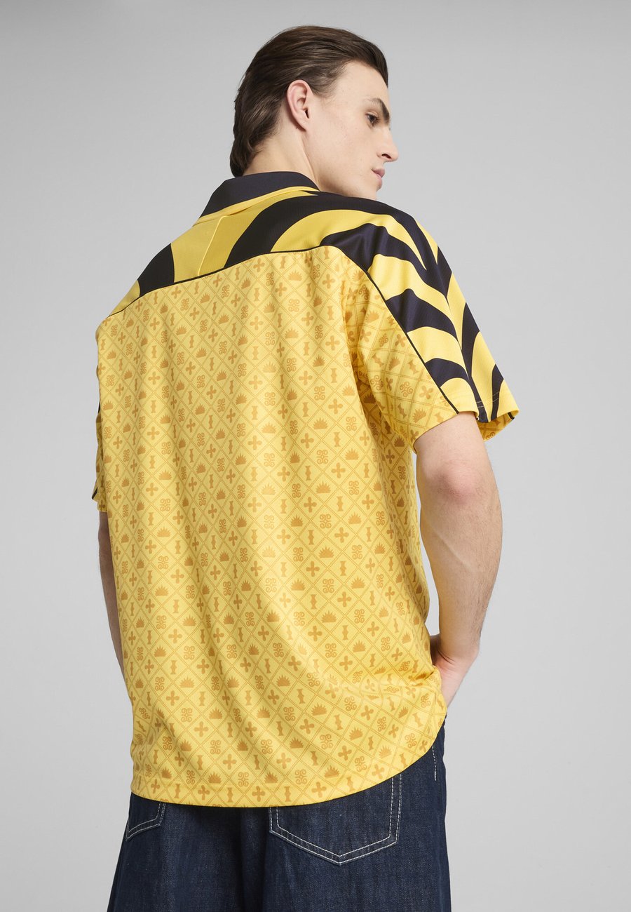 Футболка Puma ROAD TO UNITY, Sunny Yellow/Yellow, Желтый, Футболка Puma ROAD TO UNITY, Sunny Yellow/Yellow
Футболка Puma ROAD TO UNITY, Sunny Yellow/Yellow, Желтый, Футболка Puma ROAD TO UNITY, Sunny Yellow/Yellow