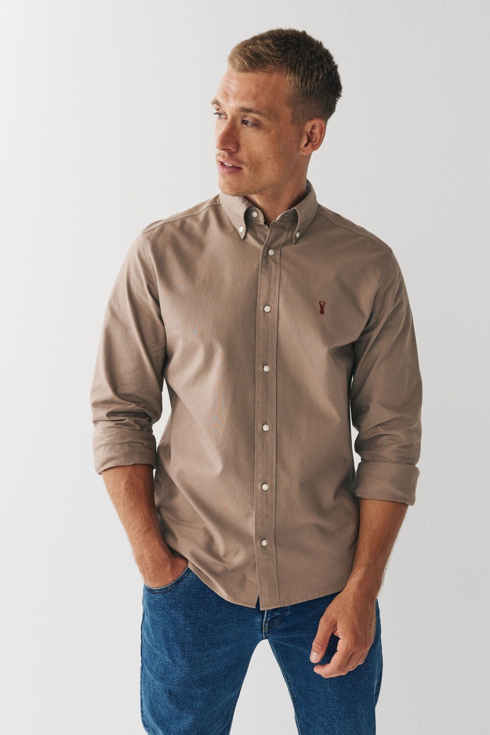 Оксфордская рубашка с длинными рукавами Next, серый
Оксфордская рубашка с длинными рукавами Next, серый