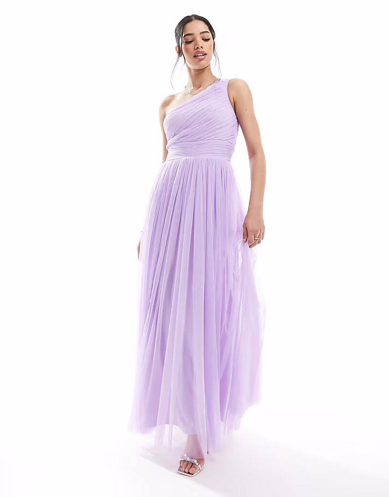 Платье макси на одно плечо с кружевом и бисером для подружек невесты сиреневого цвета Lace & Beads
Платье макси на одно плечо с кружевом и бисером для подружек невесты сиреневого цвета Lace & Beads