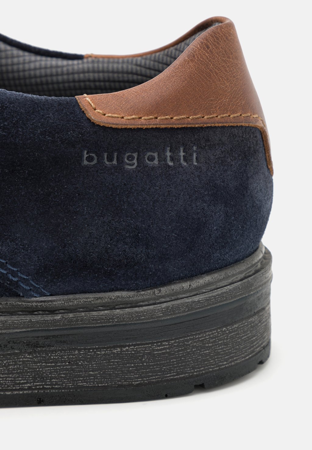 Ботинки bugatti, темно-синий
Ботинки bugatti, темно-синий