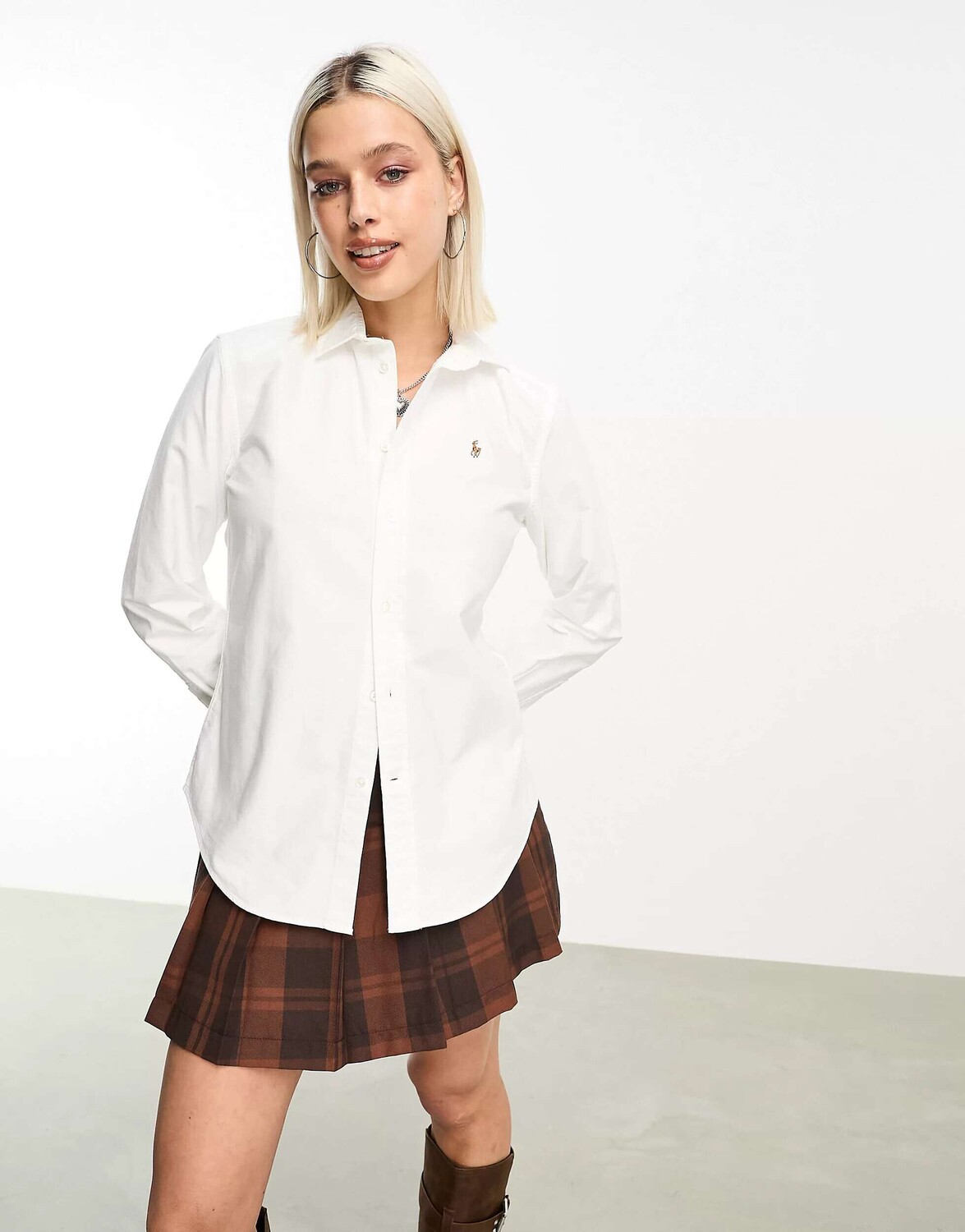 Белая оксфордская рубашка с длинными рукавами Polo Ralph Lauren
Белая оксфордская рубашка с длинными рукавами Polo Ralph Lauren