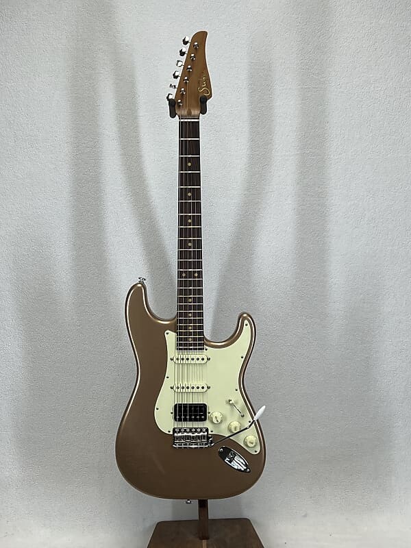 Электрогитара Suhr Classic S Vintage LE 2023 Firemist Gold
Электрогитара Suhr Classic S Vintage LE 2023 Firemist Gold