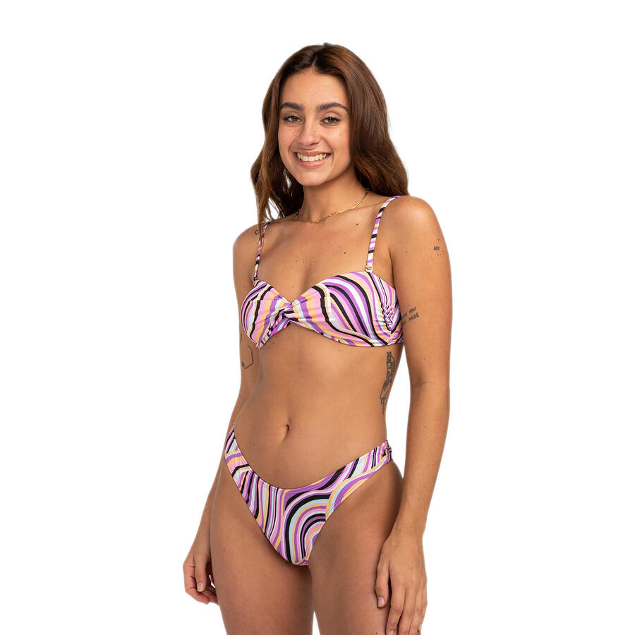 Плавки для купальника Billabong Sol Searcher Hike
Плавки для купальника Billabong Sol Searcher Hike