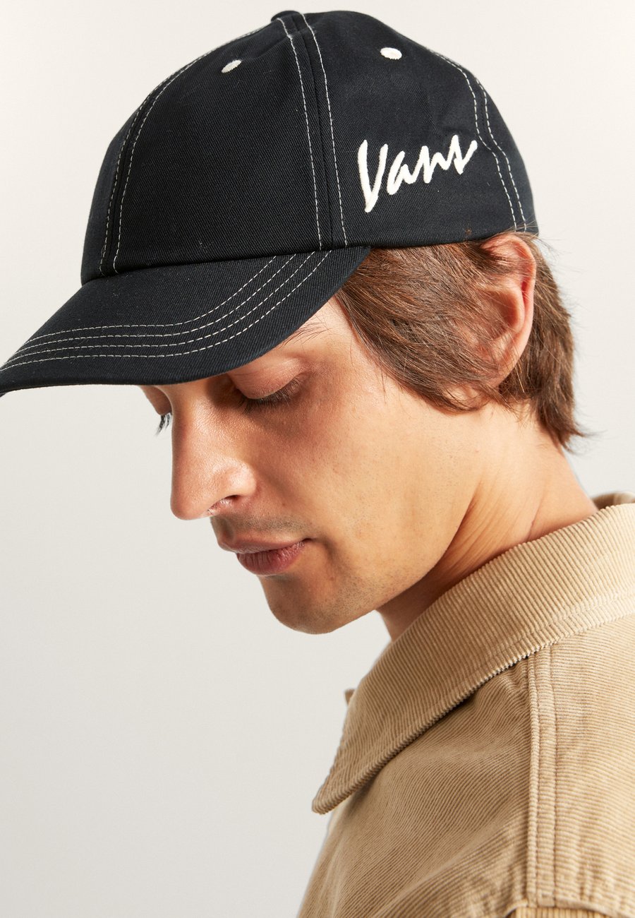 Бейсболка Vans Cap, Black
Бейсболка Vans Cap, Black