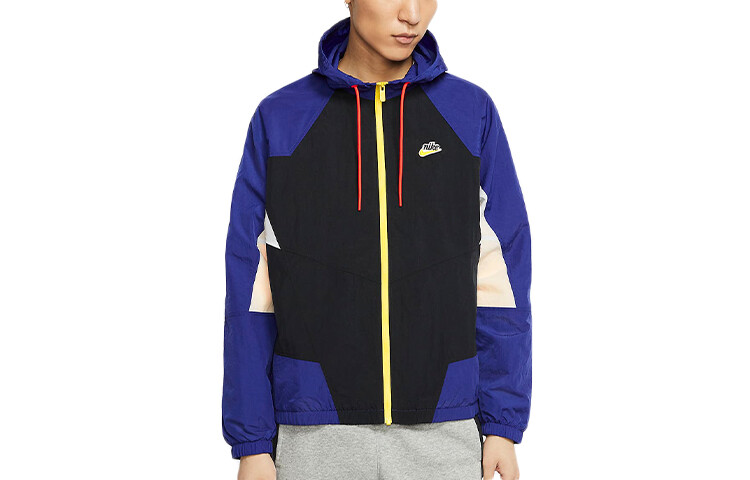 Куртка мужская сапфировая Nike, цвет Sapphire
Куртка мужская сапфировая Nike, цвет Sapphire