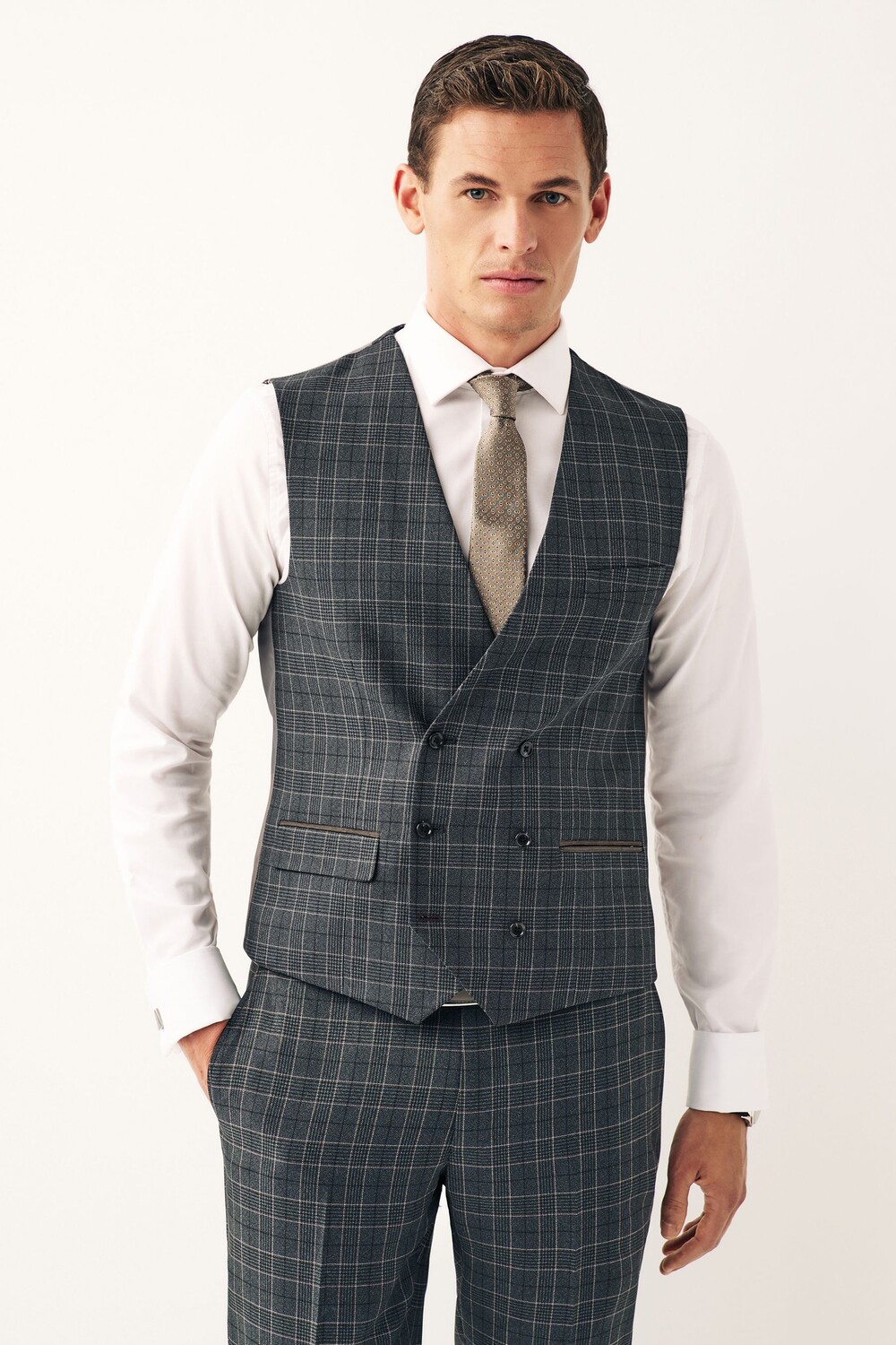 Костюмный жилет с декоративной отделкой и клетчатым узором Next, серый
Костюмный жилет с декоративной отделкой и клетчатым узором Next, серый