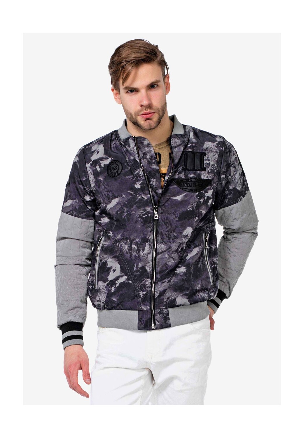 Куртка колледжа в классном стиле милитари CIPO & BAXX, серый
Куртка колледжа в классном стиле милитари CIPO & BAXX, серый