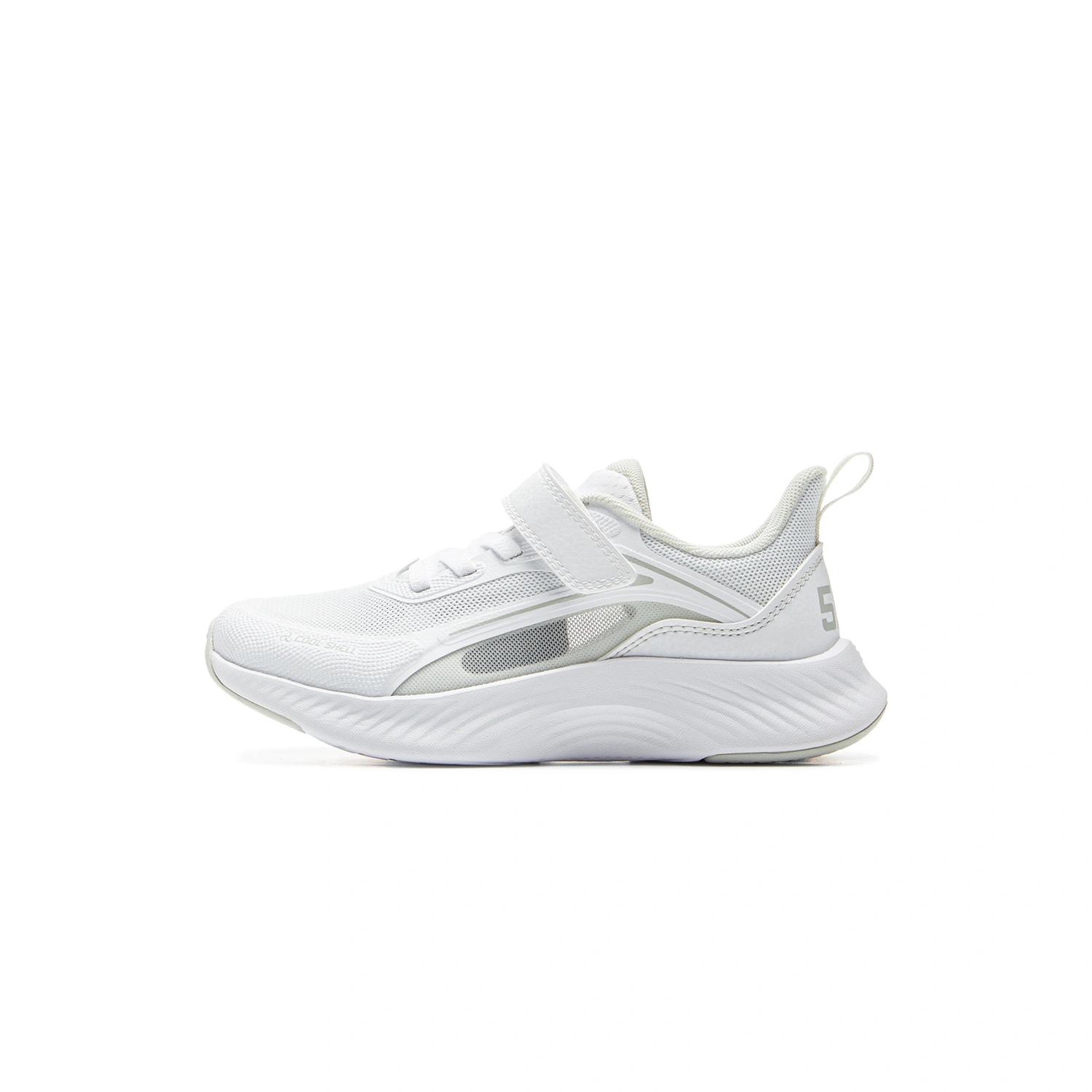 Спортивные повседневные детские кроссовки Sportlife для детей от 3 до 7 лет LINING YOUNG, белый
Спортивные повседневные детские кроссовки Sportlife для детей от 3 до 7 лет LINING YOUNG, белый