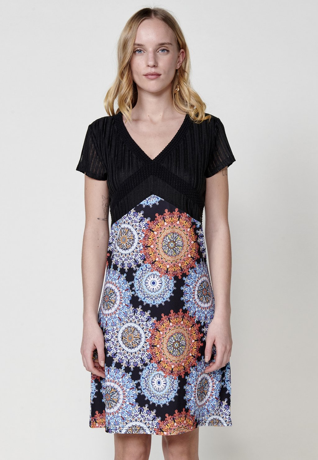 Повседневное платье Koroshi, черный
Повседневное платье Koroshi, черный