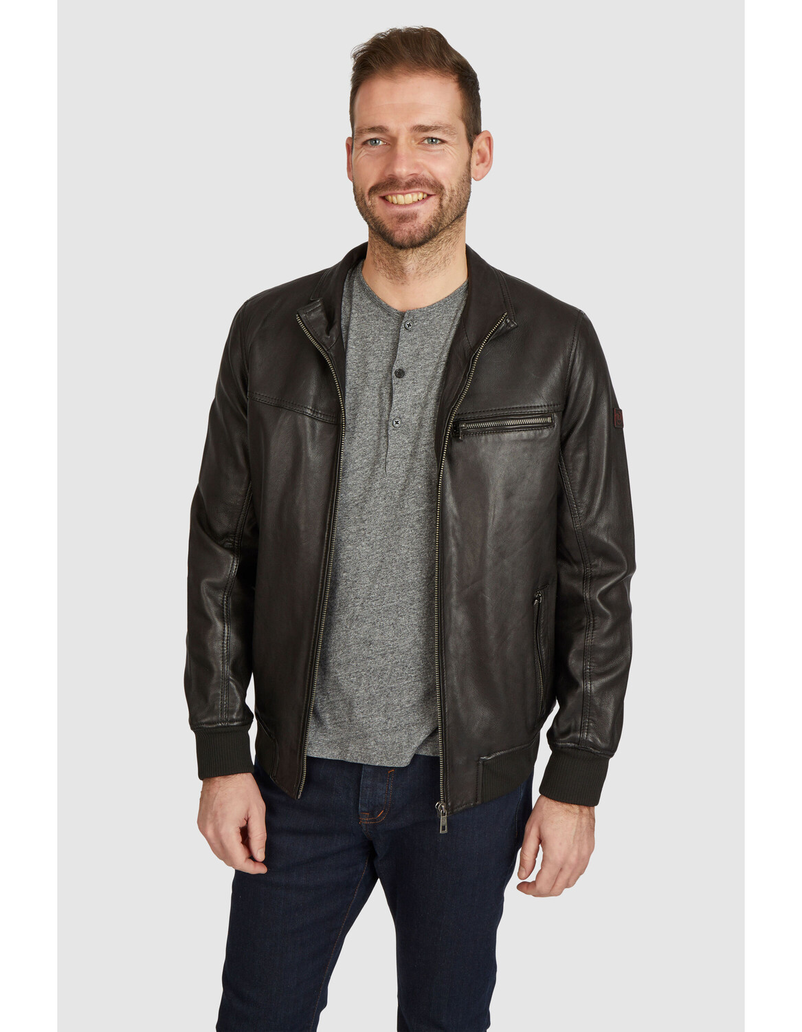 Кожаная куртка Bugatti Leonardo, черный
Кожаная куртка Bugatti Leonardo, черный