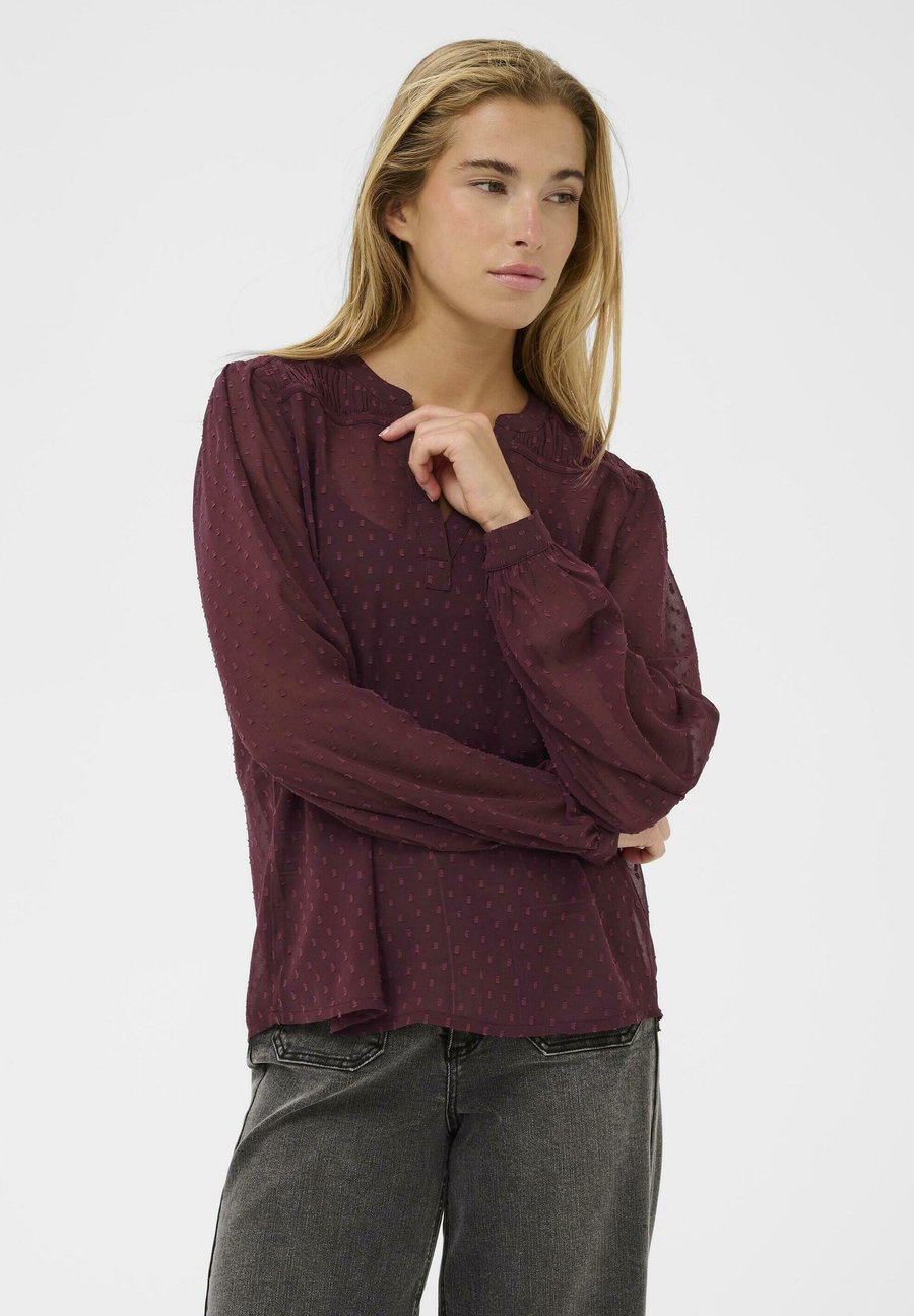 Блуза Kaffe KALEONORA BLOUSE, Fig/Dark Purple
Блуза Kaffe KALEONORA BLOUSE, Fig/Dark Purple