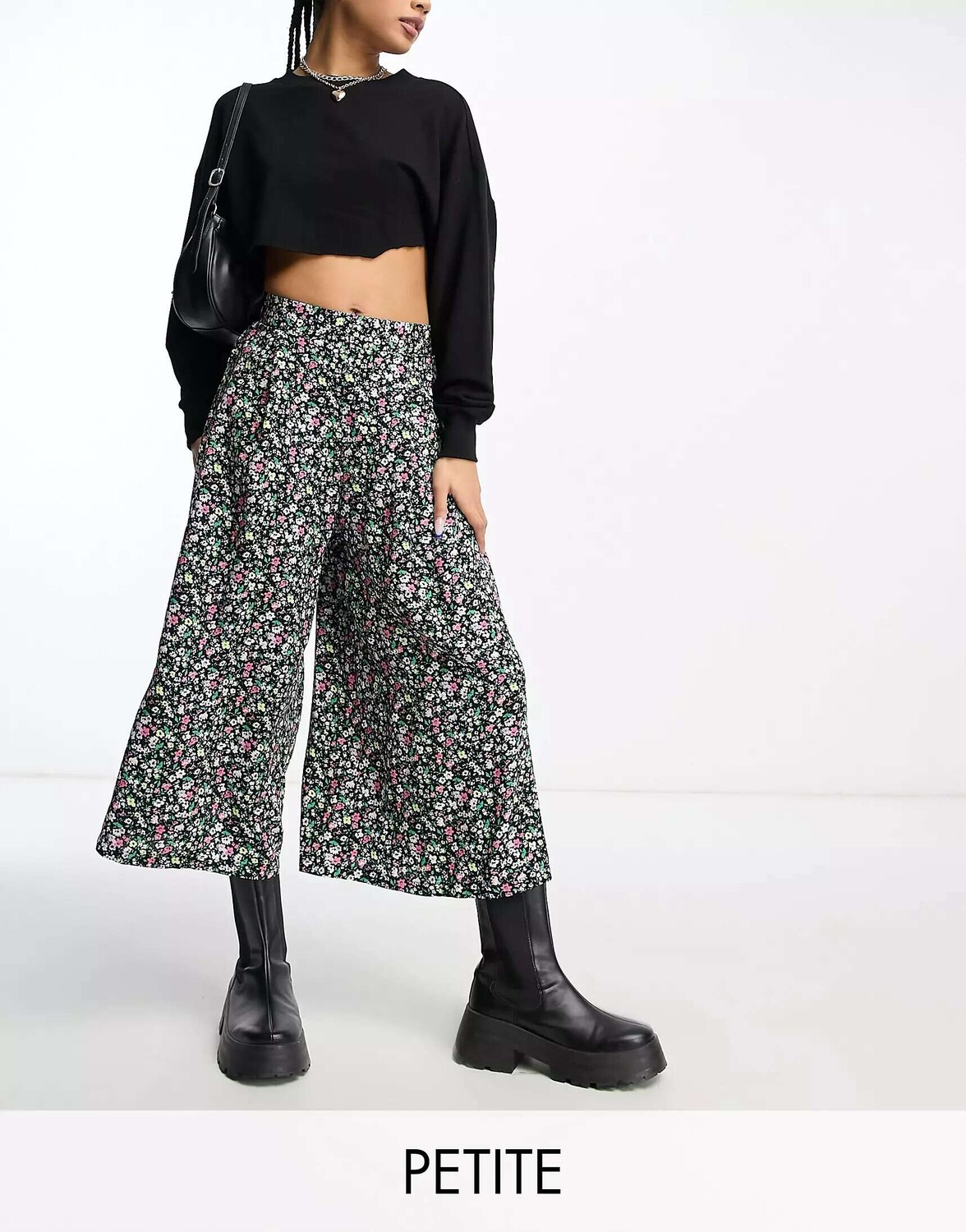 Черные укороченные брюки New Look с цветочным принтом, Черный, Черные укороченные брюки New Look с цветочным принтом
Черные укороченные брюки New Look с цветочным принтом, Черный, Черные укороченные брюки New Look с цветочным принтом