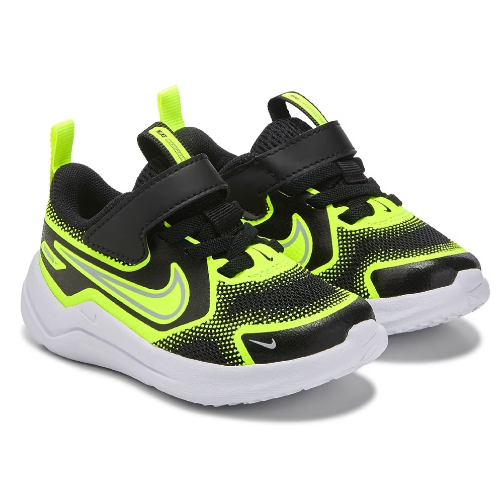 Детская космическая беговая обувь для малышей Nike, black/volt
Детская космическая беговая обувь для малышей Nike, black/volt