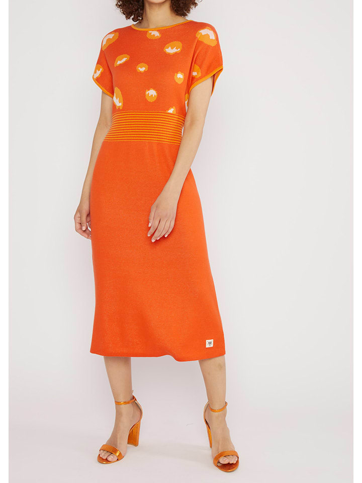 Платье до колена Blutsgeschwister, оранжевый
Платье до колена Blutsgeschwister, оранжевый