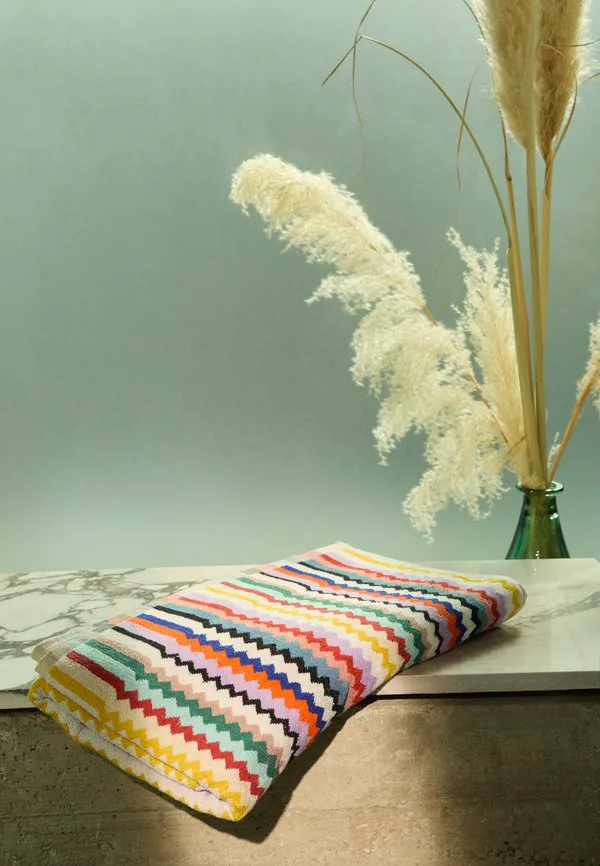 Банное полотенце riverbero 150x100 см Missoni, Multi-Coloured, Красный, Банное полотенце riverbero 150x100 см Missoni, Multi-Coloured
Банное полотенце riverbero 150x100 см Missoni, Multi-Coloured, Красный, Банное полотенце riverbero 150x100 см Missoni, Multi-Coloured