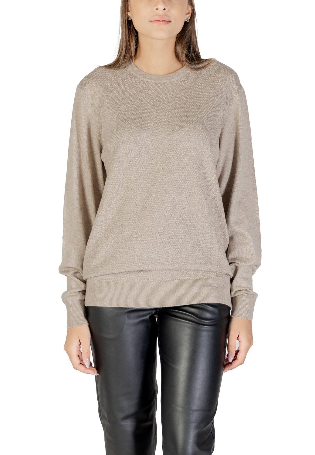 Трикотаж Guess, бежевый
Трикотаж Guess, бежевый