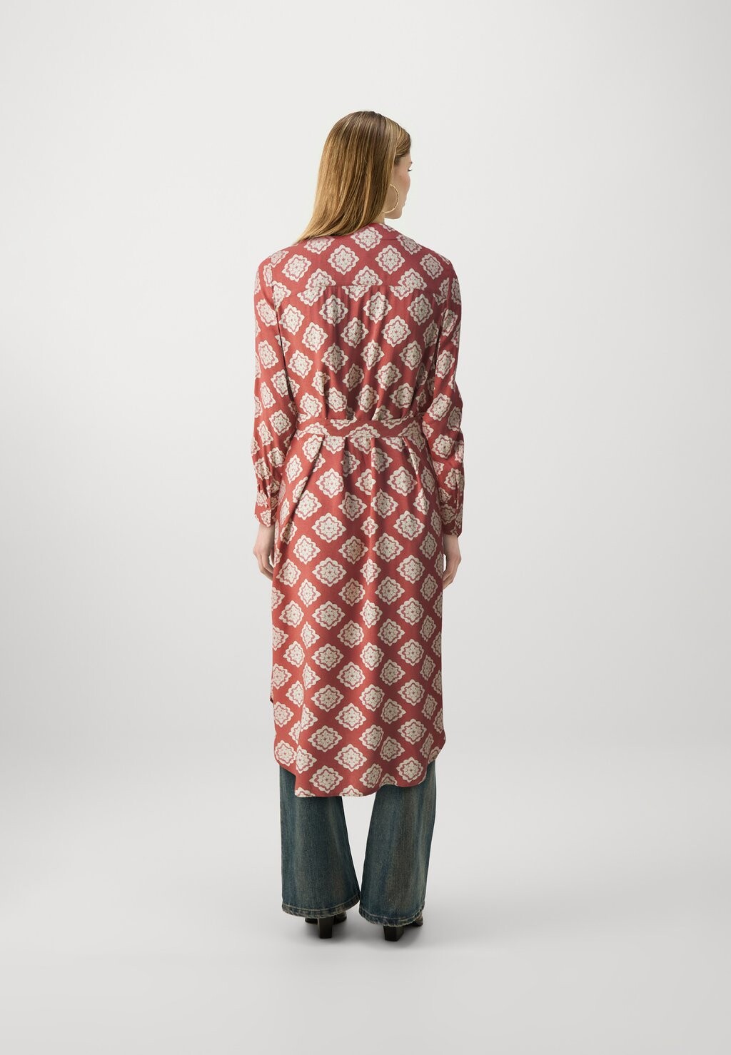 Легкая куртка VMEASY LONG KIMONO Vero Moda, светло-розовый
Легкая куртка VMEASY LONG KIMONO Vero Moda, светло-розовый