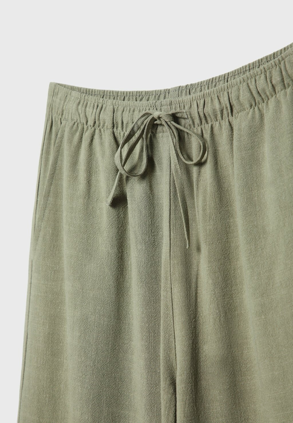 Брюки Flowing Rustic Stradivarius, хаки
Брюки Flowing Rustic Stradivarius, хаки