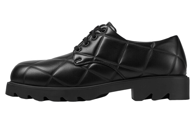 Мужская повседневная одежда Bottega Veneta
Мужская повседневная одежда Bottega Veneta