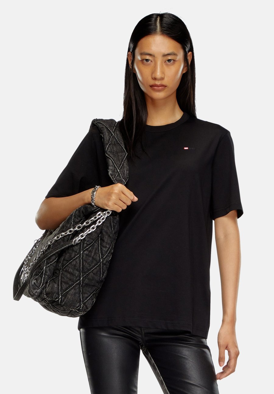 Футболка Diesel ADJUST-MICRODIV, Black
Футболка Diesel ADJUST-MICRODIV, Black