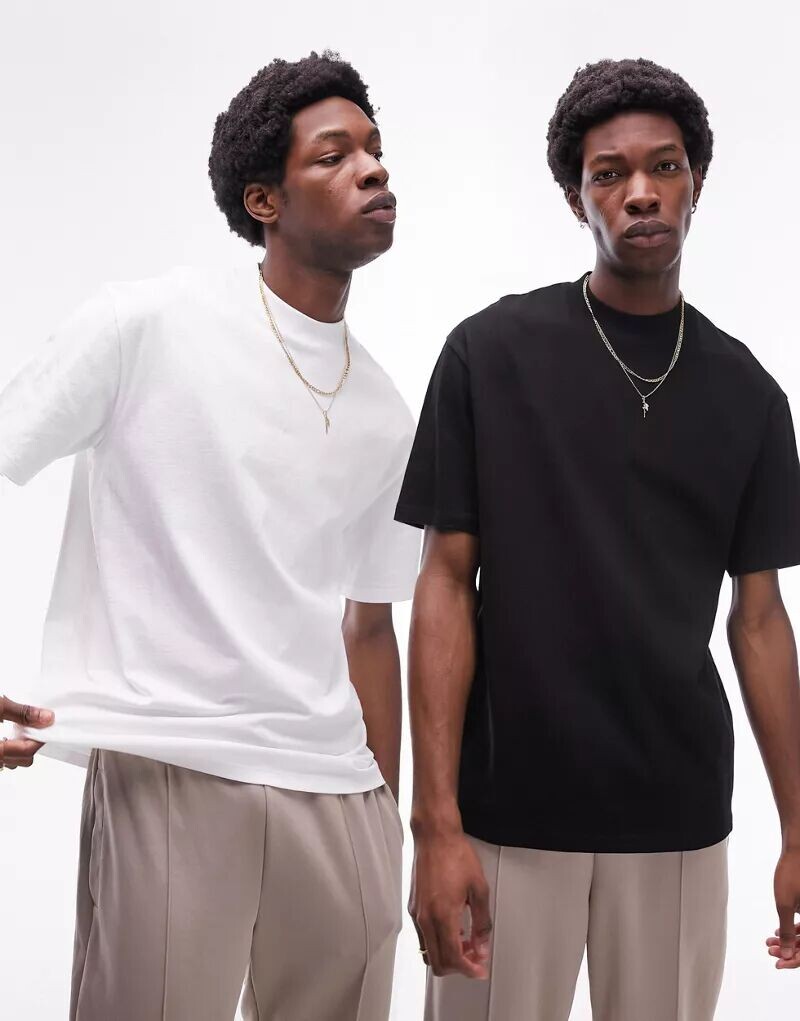 Комплект оверсайз-футболок Topman из двух черно-белых цветов
Комплект оверсайз-футболок Topman из двух черно-белых цветов