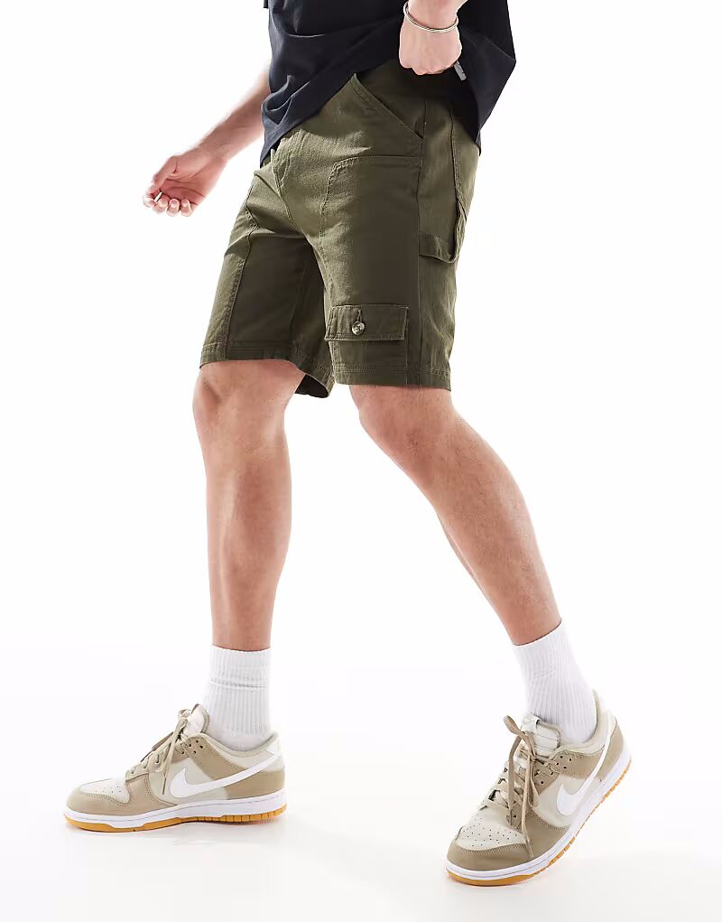 Свободные шорты-карпентар Another Influence цвета хаки
Свободные шорты-карпентар Another Influence цвета хаки