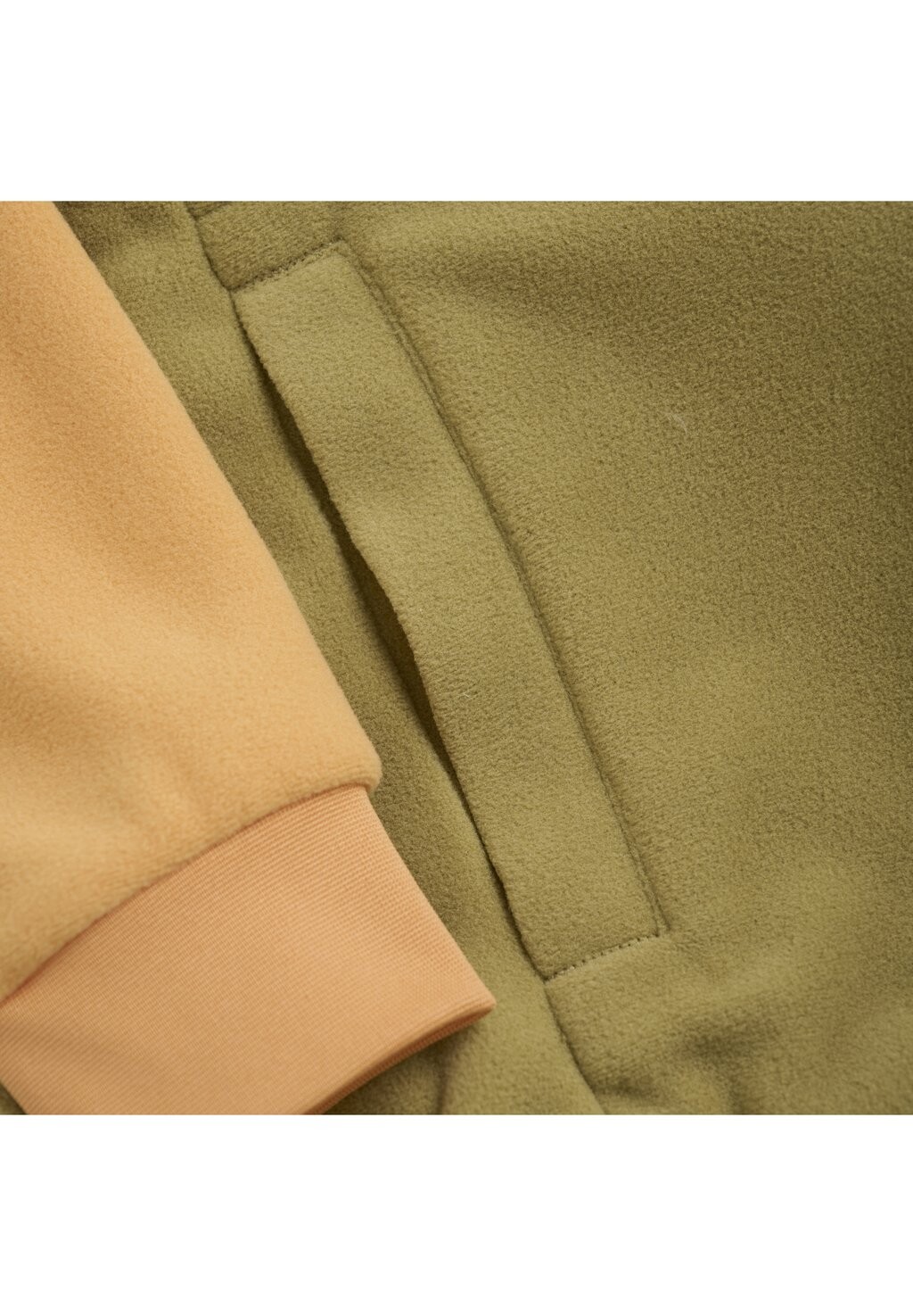 Флисовая куртка Color Kids, семена фенхеля
Флисовая куртка Color Kids, семена фенхеля