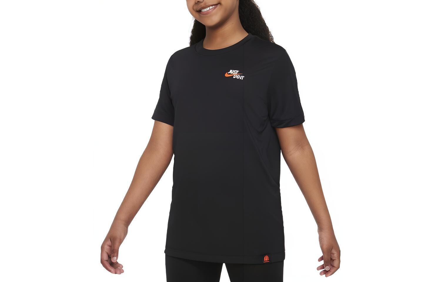 Детская футболка Nike, черный
Детская футболка Nike, черный