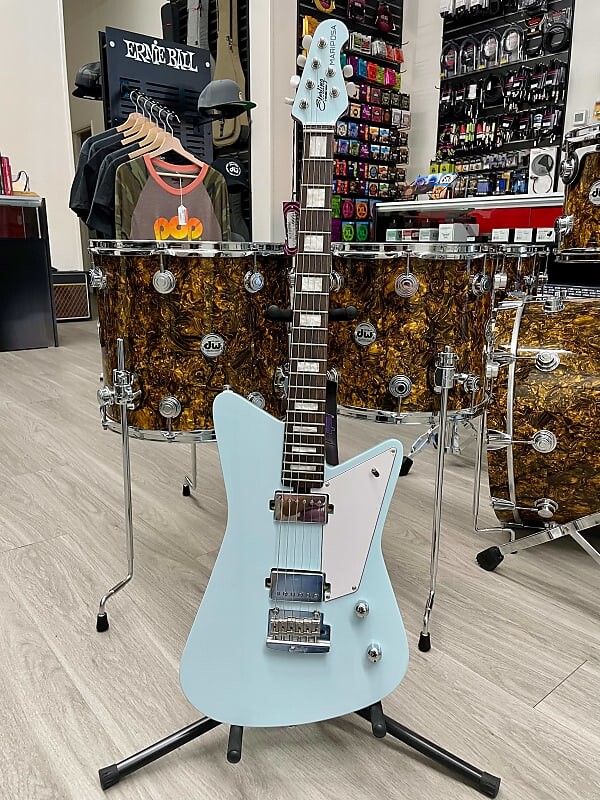 Электрогитара Sterling by Music Man ST-MARIPOSA-DBL-R2 2010's - Present - Daphne Blue
Электрогитара Sterling by Music Man ST-MARIPOSA-DBL-R2 2010's - Present - Daphne Blue