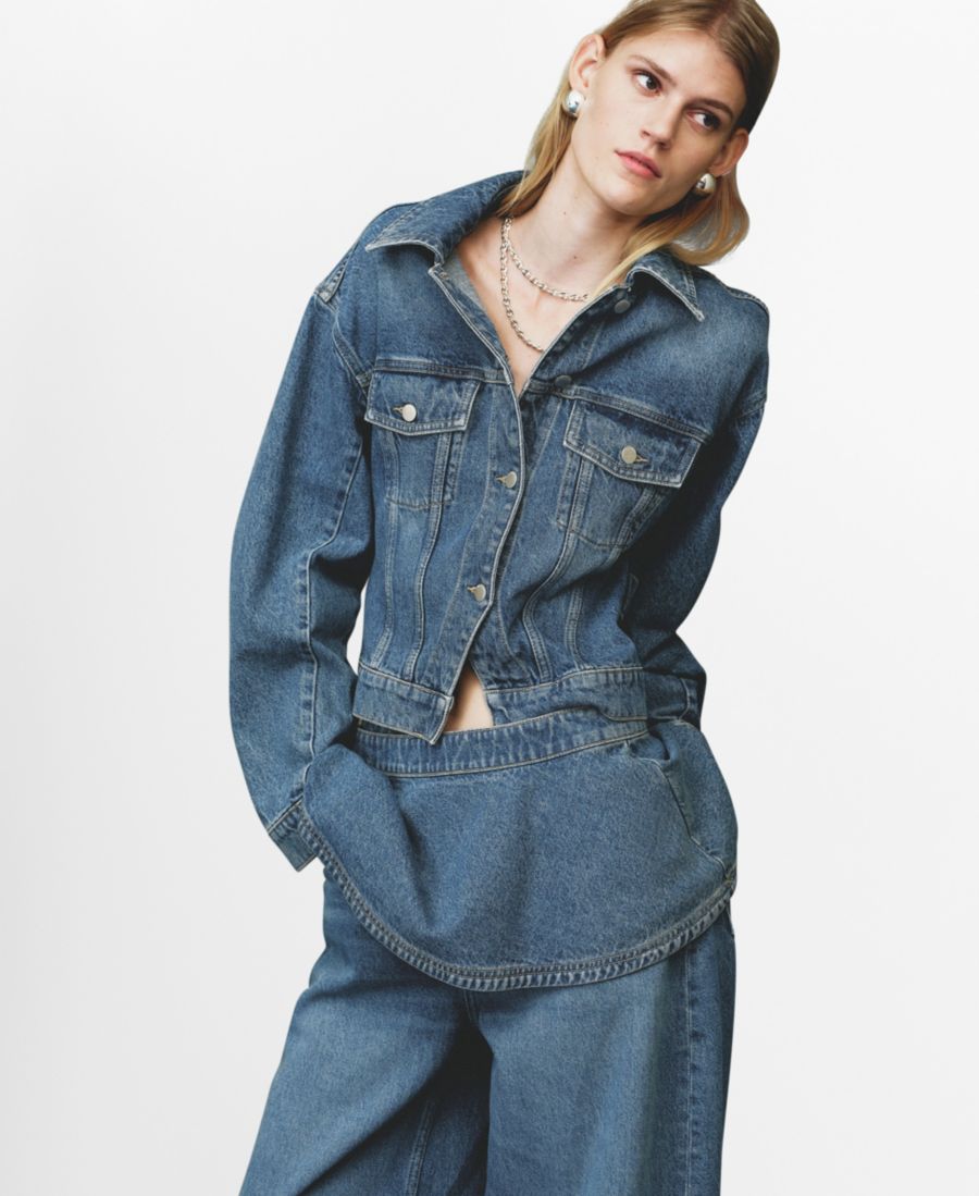 Женская джинсовая куртка приталенного кроя с карманами MANGO, Medium Blue
Женская джинсовая куртка приталенного кроя с карманами MANGO, Medium Blue