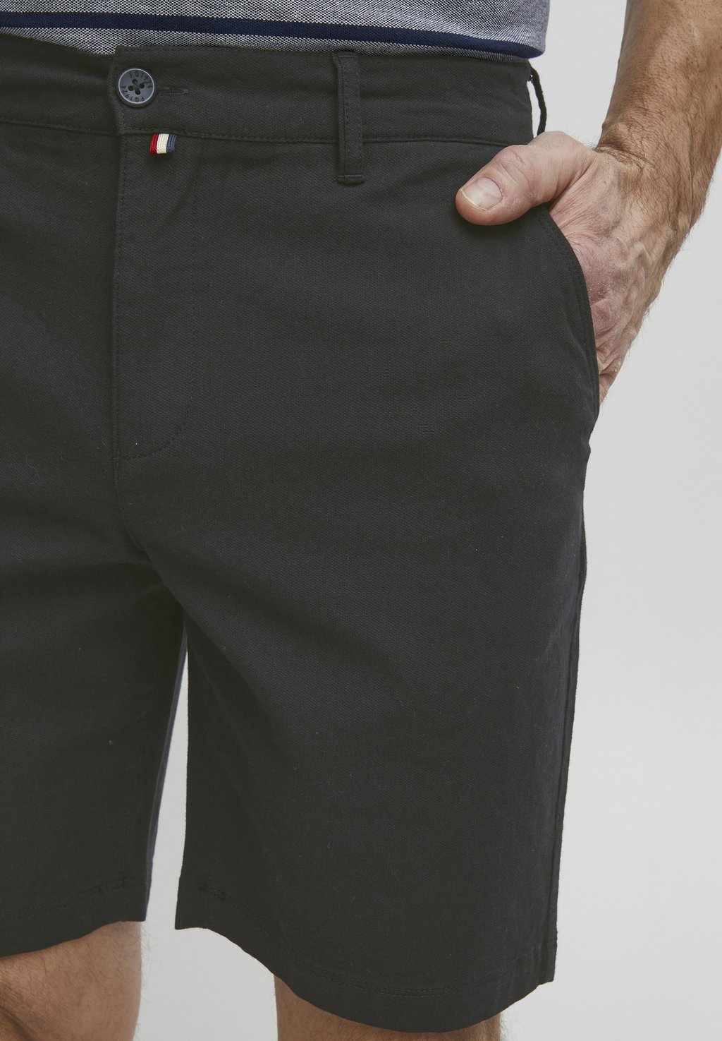 Шорты SNORRI FQ1924, черный
Шорты SNORRI FQ1924, черный