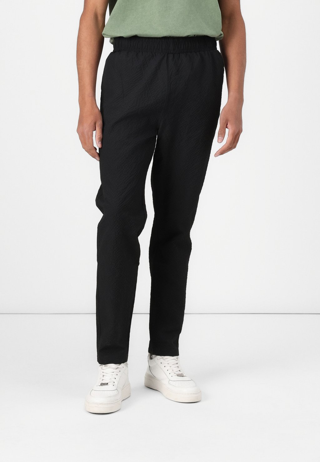 Брюки SEBASTIAN Brave Soul, черный
Брюки SEBASTIAN Brave Soul, черный