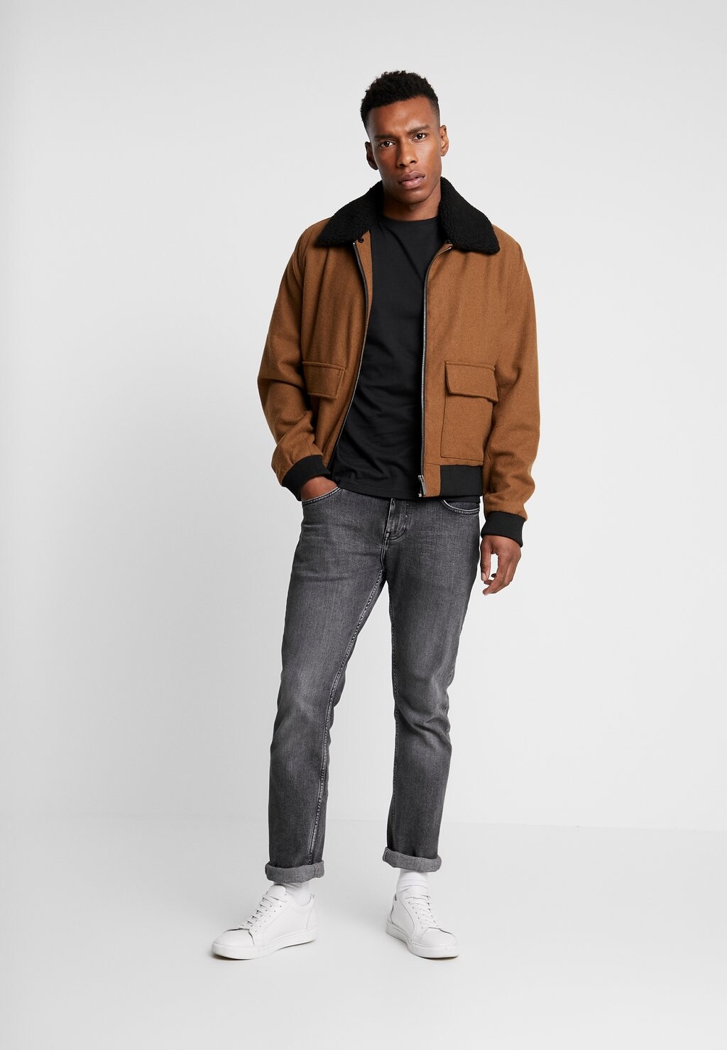 Базовая футболка 3 ПАКЕТА Pier One, черная, Черный, Базовая футболка 3 ПАКЕТА Pier One, черная
Базовая футболка 3 ПАКЕТА Pier One, черная, Черный, Базовая футболка 3 ПАКЕТА Pier One, черная