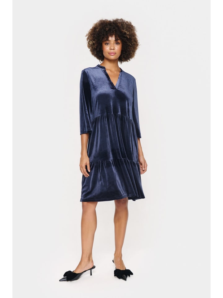 Платье до колена SAINT TROPEZ
Платье до колена SAINT TROPEZ