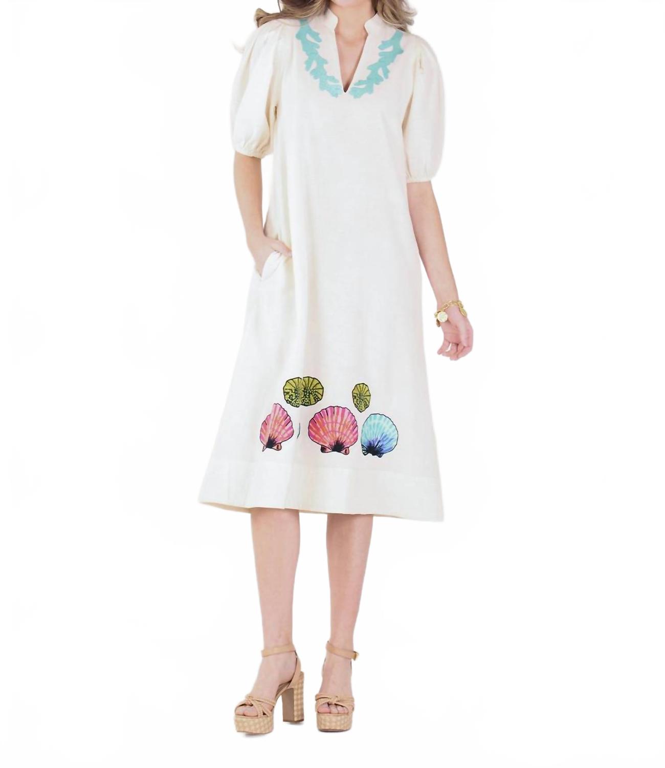 Платье Hampton в цвете береза Emily McCarthy, Birch
Платье Hampton в цвете береза Emily McCarthy, Birch