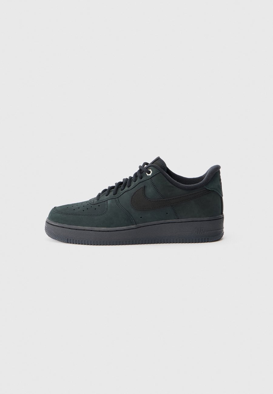 Кроссовки Nike Sportswear AIR FORCE 1 07, Black
Кроссовки Nike Sportswear AIR FORCE 1 07, Black