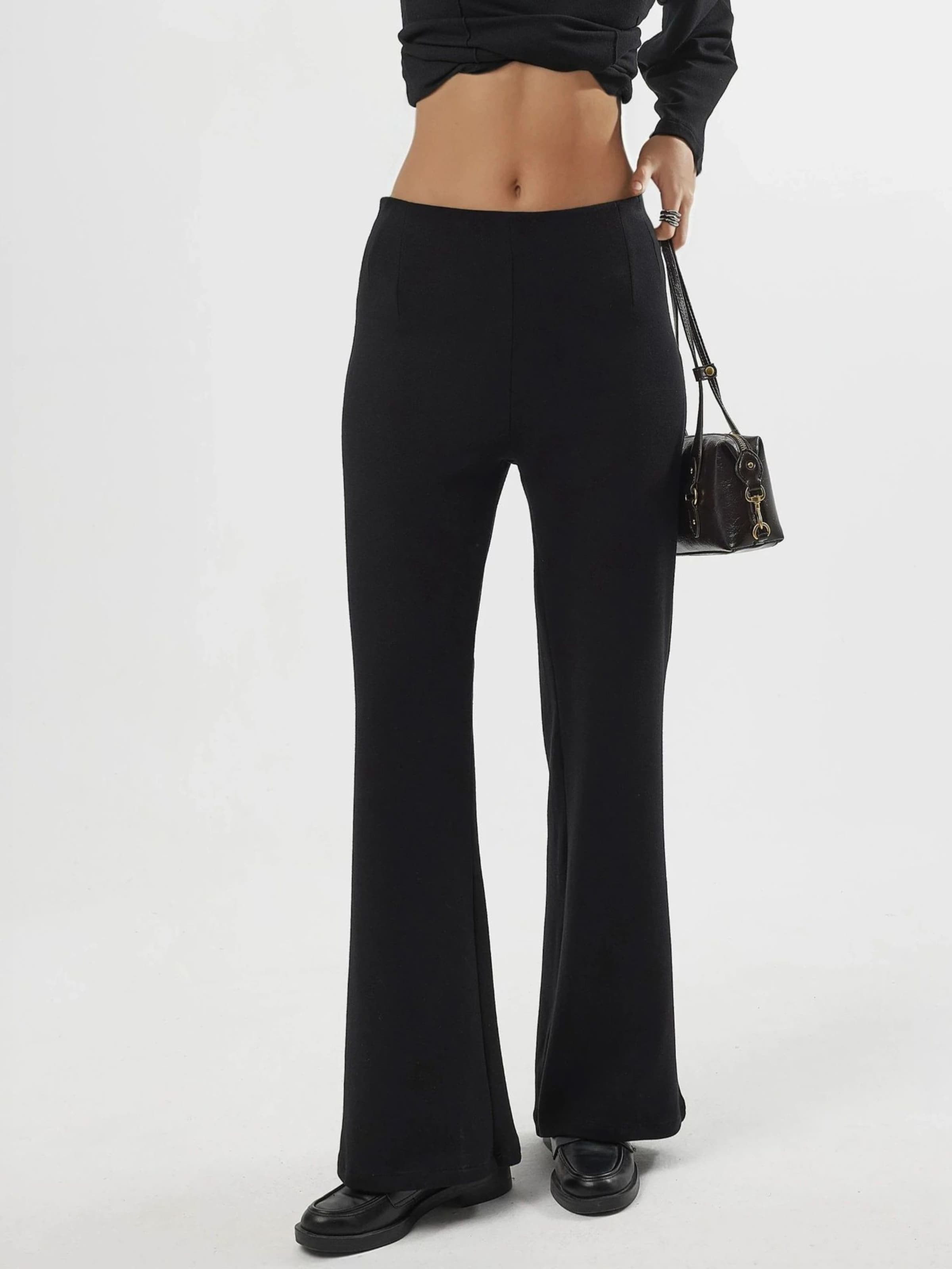 Busem Черные расклешенные брюки
Busem Черные расклешенные брюки